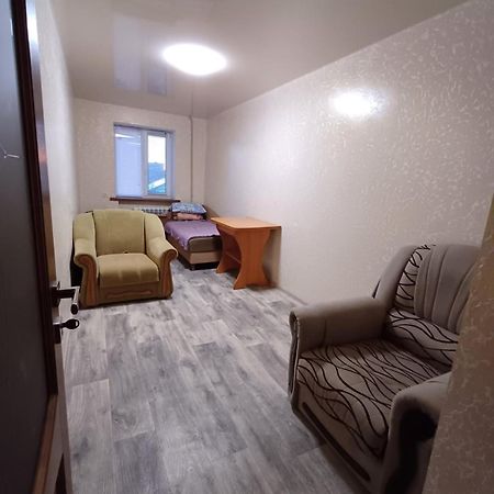 Большая 3 Комнатная Квартира Tcherkássi Exterior foto